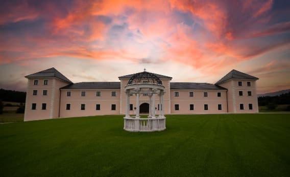 Chateau Sanov Sanov  Zewnętrze zdjęcie